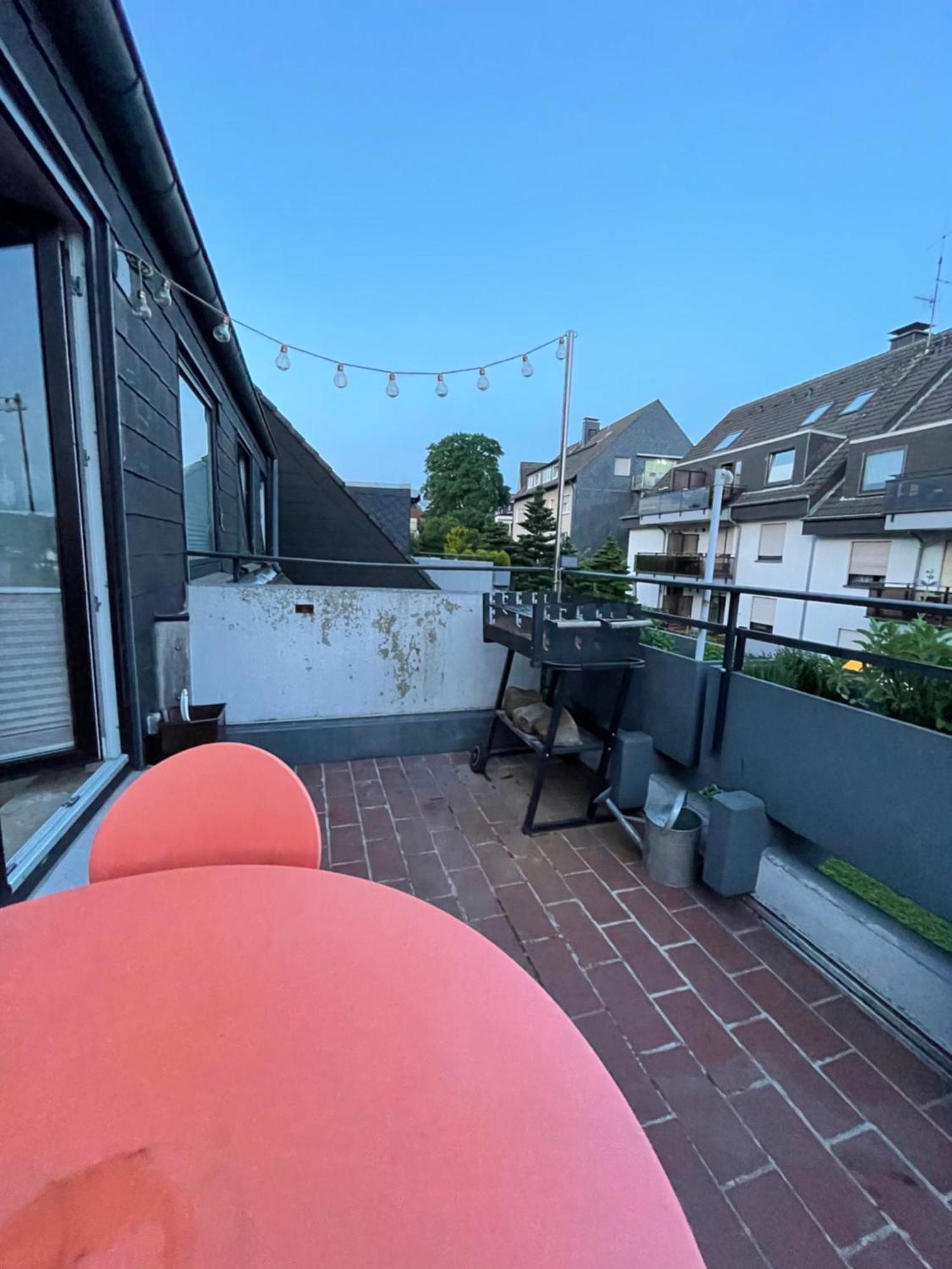 „Maisonette- Apartment“ エッセン エクステリア 写真